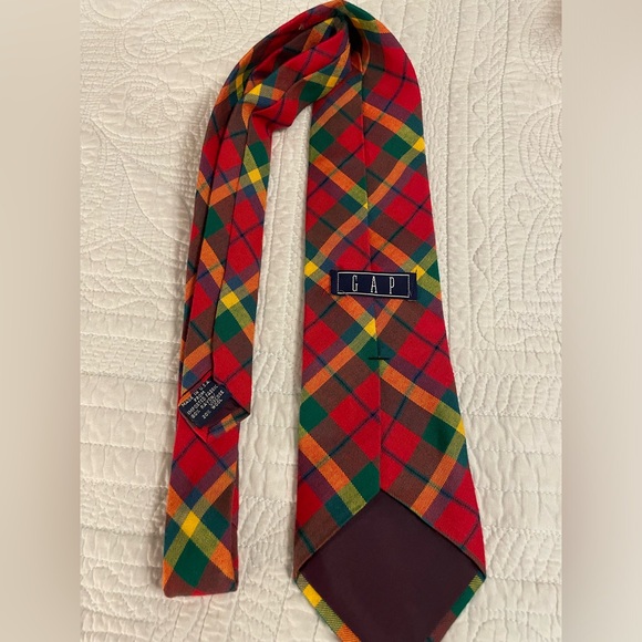 Gap plaid tie - NWOT beautiful - Picture 2 of 5